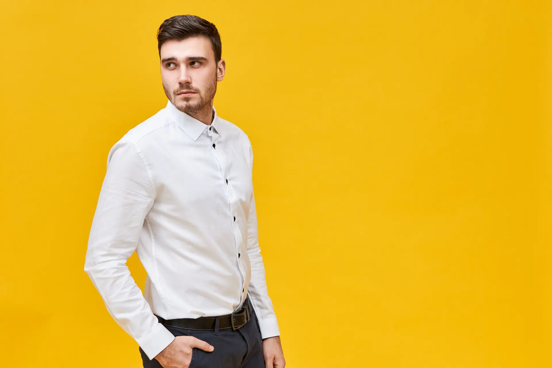 Como usar camisa social: Dicas para homens modernos